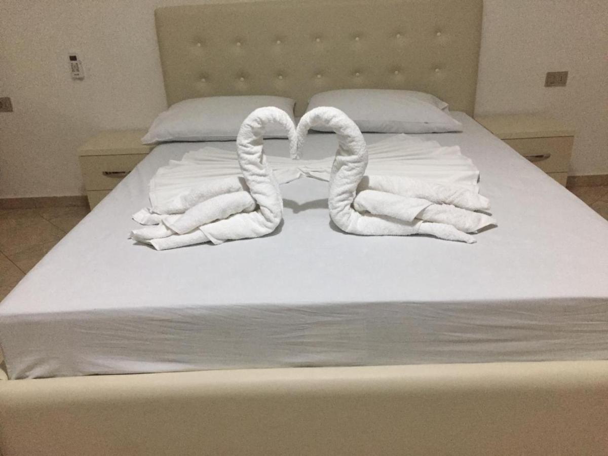 Hotel Belle Vue Dhermi Ngoại thất bức ảnh