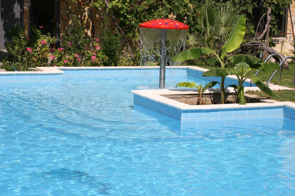 Hotel Belle Vue Dhermi Ngoại thất bức ảnh