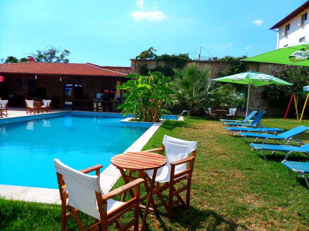 Hotel Belle Vue Dhermi Ngoại thất bức ảnh