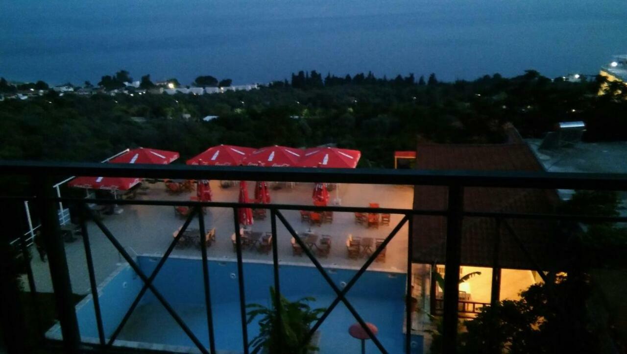 Hotel Belle Vue Dhermi Ngoại thất bức ảnh
